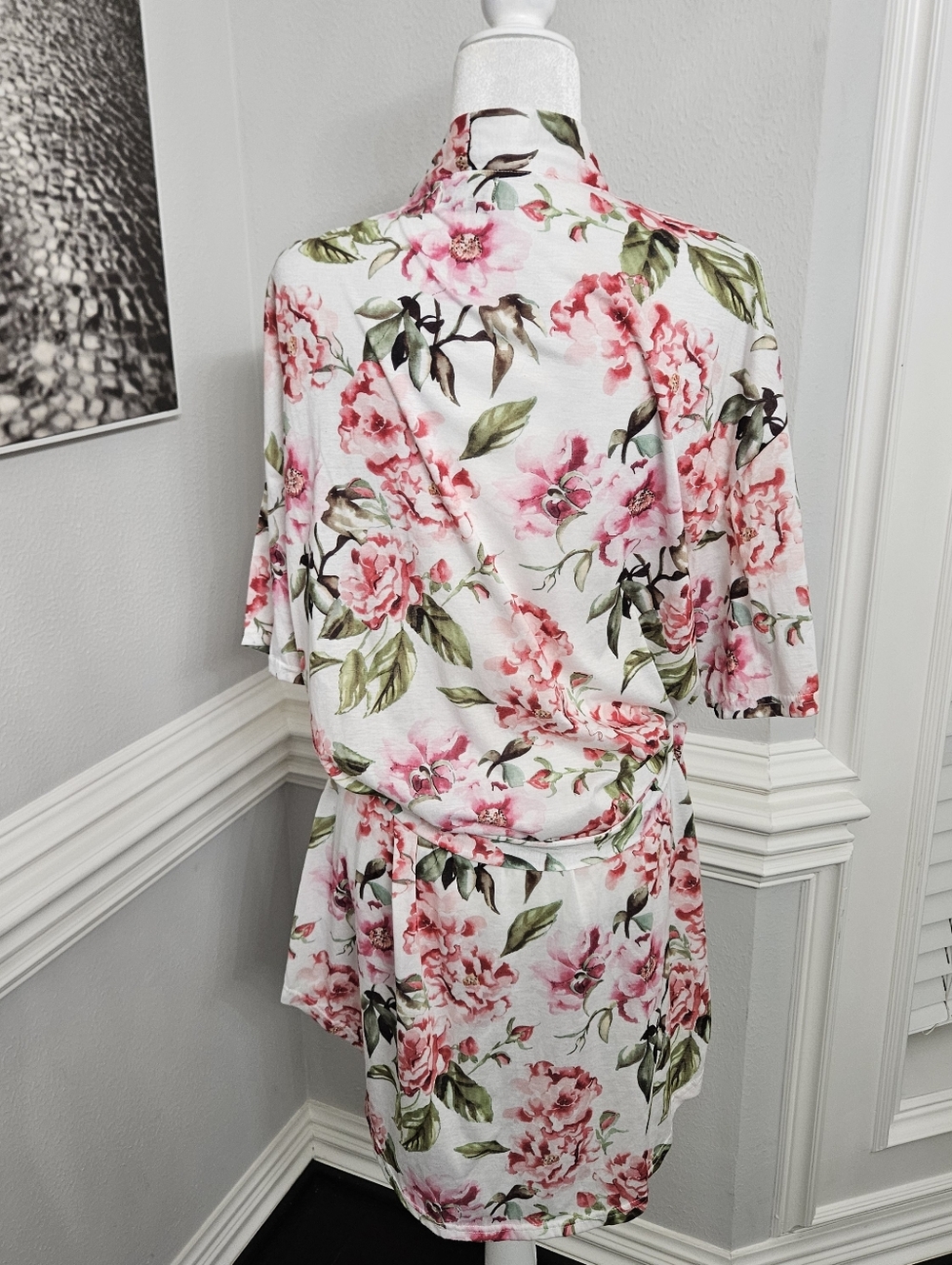 Show Me Your Mumu Floral Belted Robe/Kimono Garden of Blooms White Pink One Size - Picture 7 of 8